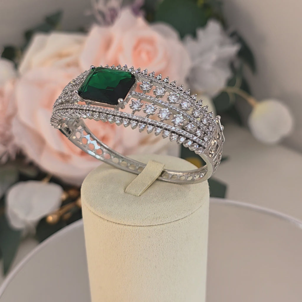 EMERALDA REGALIA Crystal Crown Cuff
