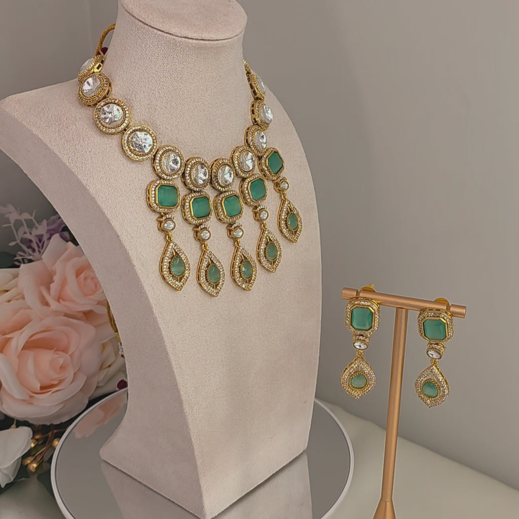 Celestia Mint Glow Necklace Set