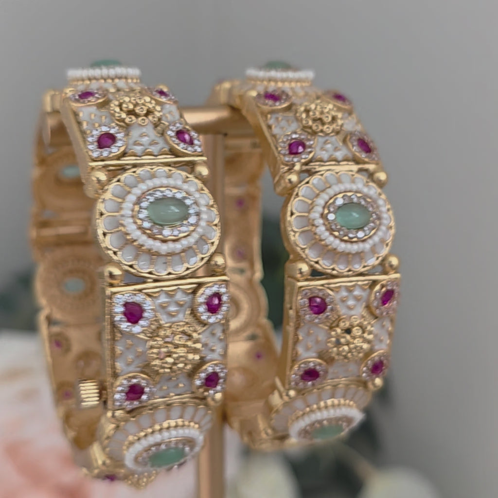 Sheesh Mahal Ivory Kundan Bangles (Set of 2)