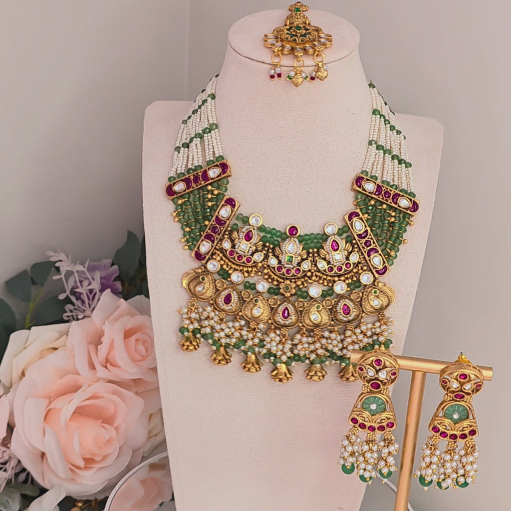 VASUNDHARA IMPÉRIA Pearl Heirloom Set