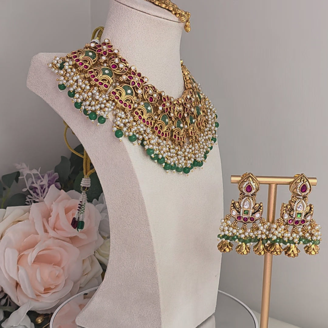 AARADHYA IMPÉRIA Royal Pearl Set