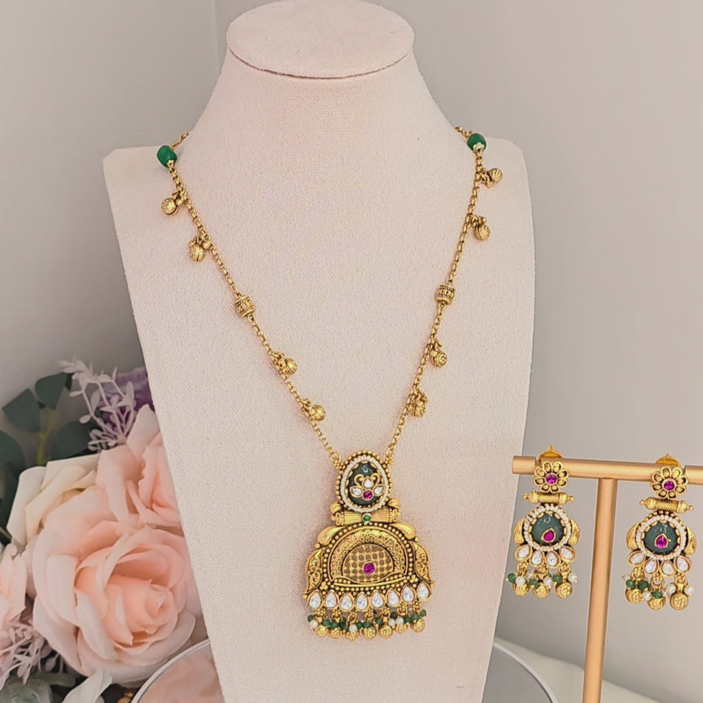 MEHERIKA IMPÉRIA Pendant Set