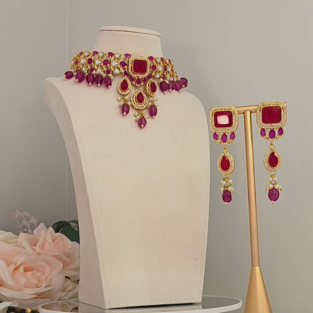 RUBELLE MAHARAANI Kundan-Inspired Choker Set
