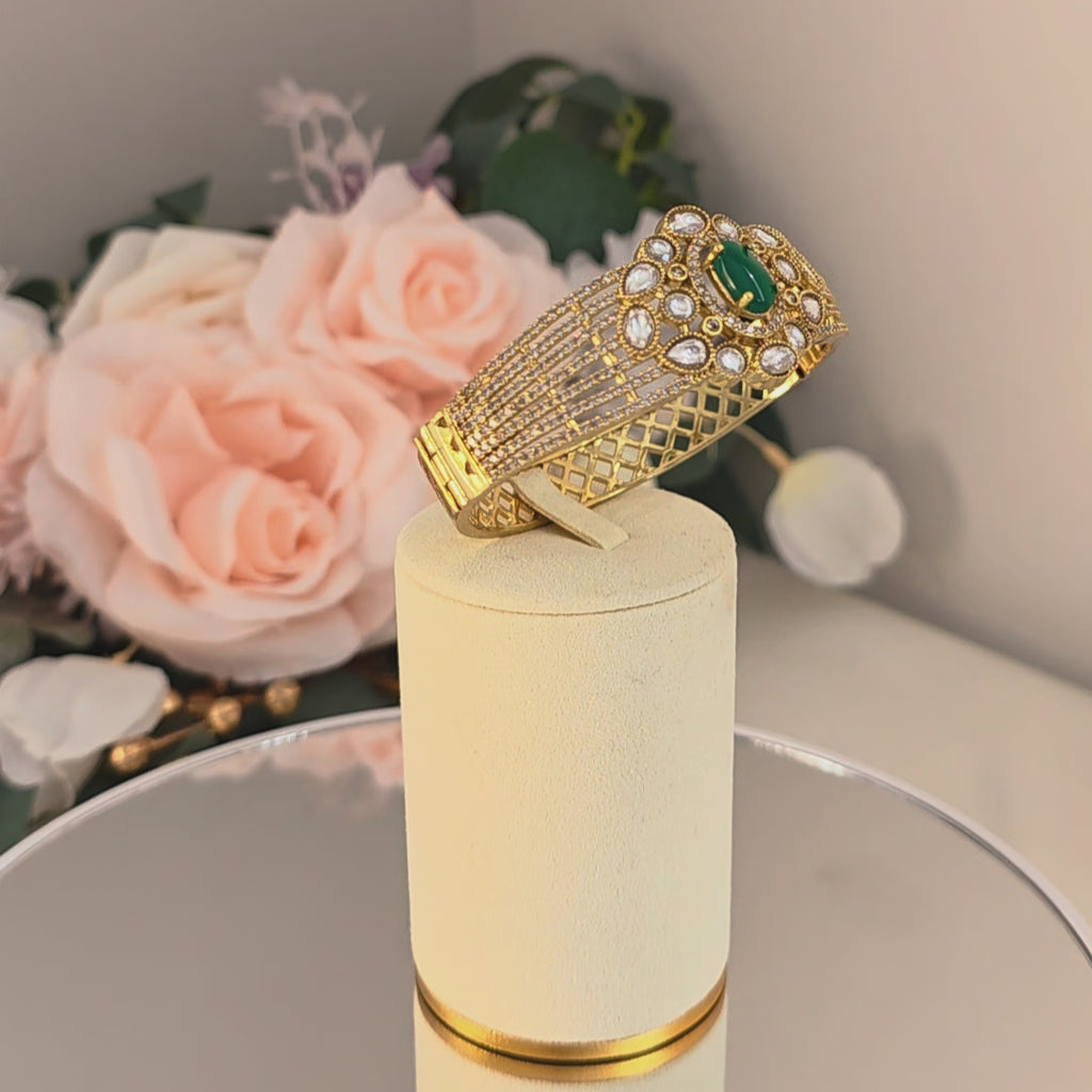 ELARA VERDÉ Imperial Openable Cuff