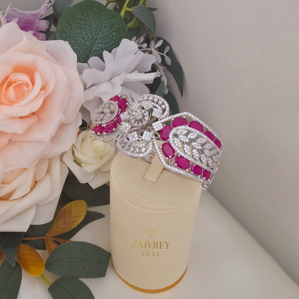 ROSÉ IMPÉRIA Crystal Weave Cuff