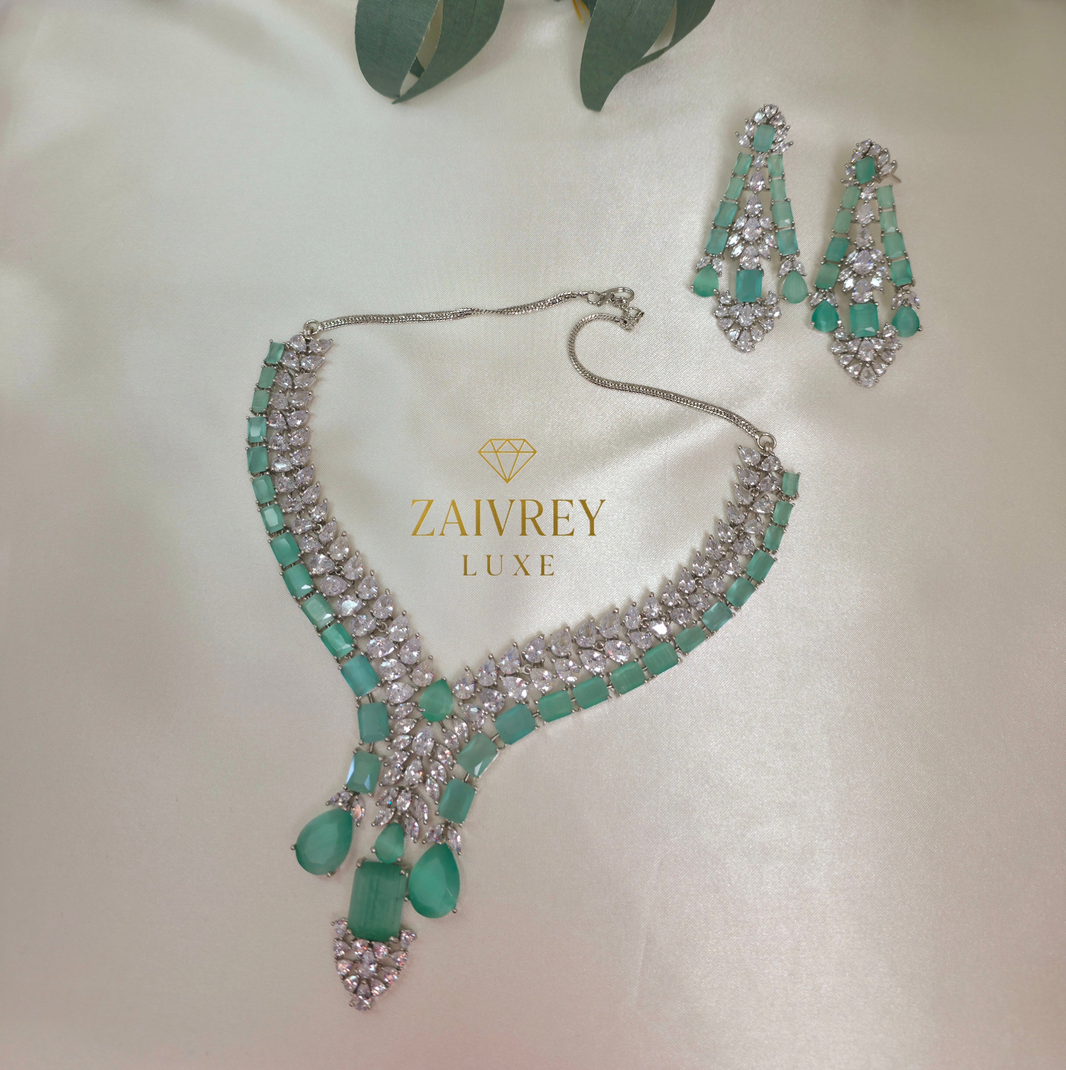 AURELIA MINTÉ Crystal Drop Necklace Set