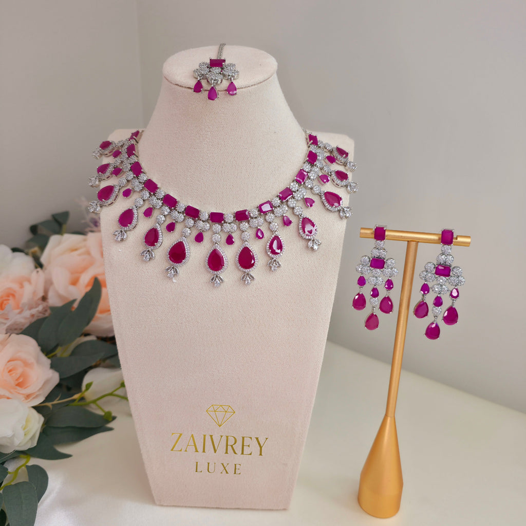 RUBELLE ÉTOILE Crystal Cascade Necklace Set